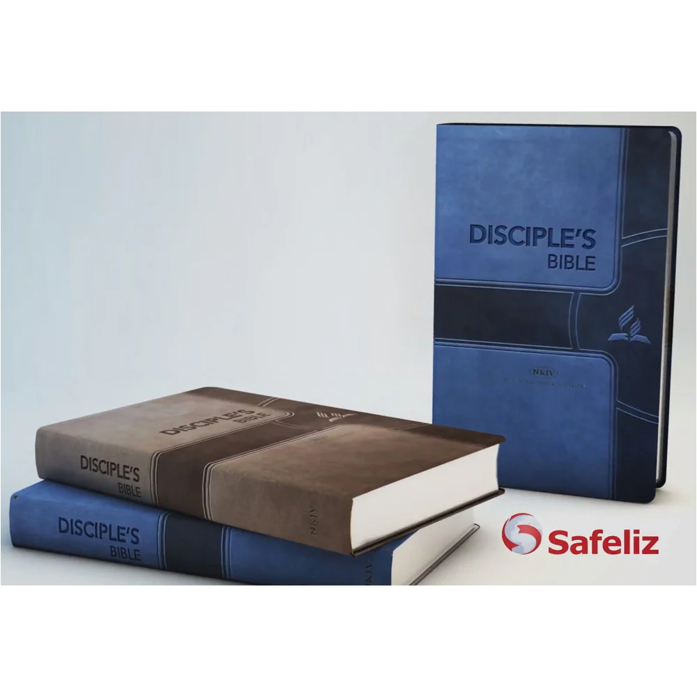 NKJV Disciple's Chain Reference Bible (Navy Leathersoft) by Safeliz - Image 3